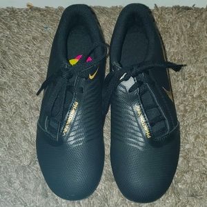 Nike Phantom Vnm soccer cleats